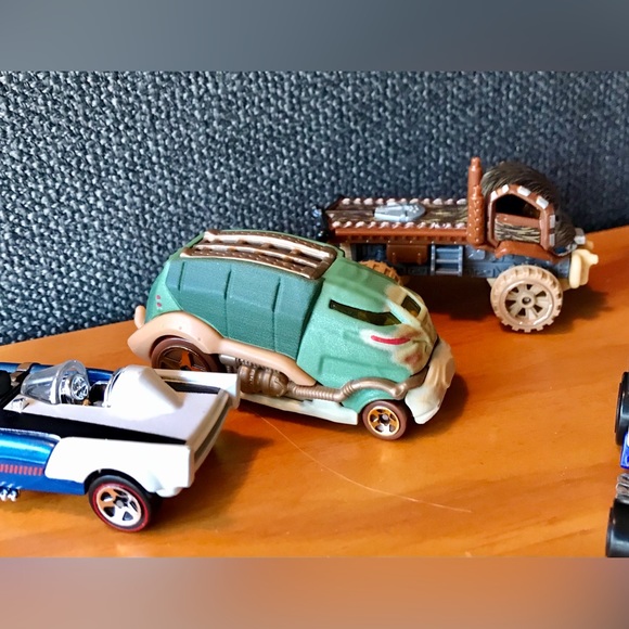 Lot MATTEL Star Wars Character Cars Movie Theme Toy Vehicles Trucks Cars Merch - Picture 4 of 15